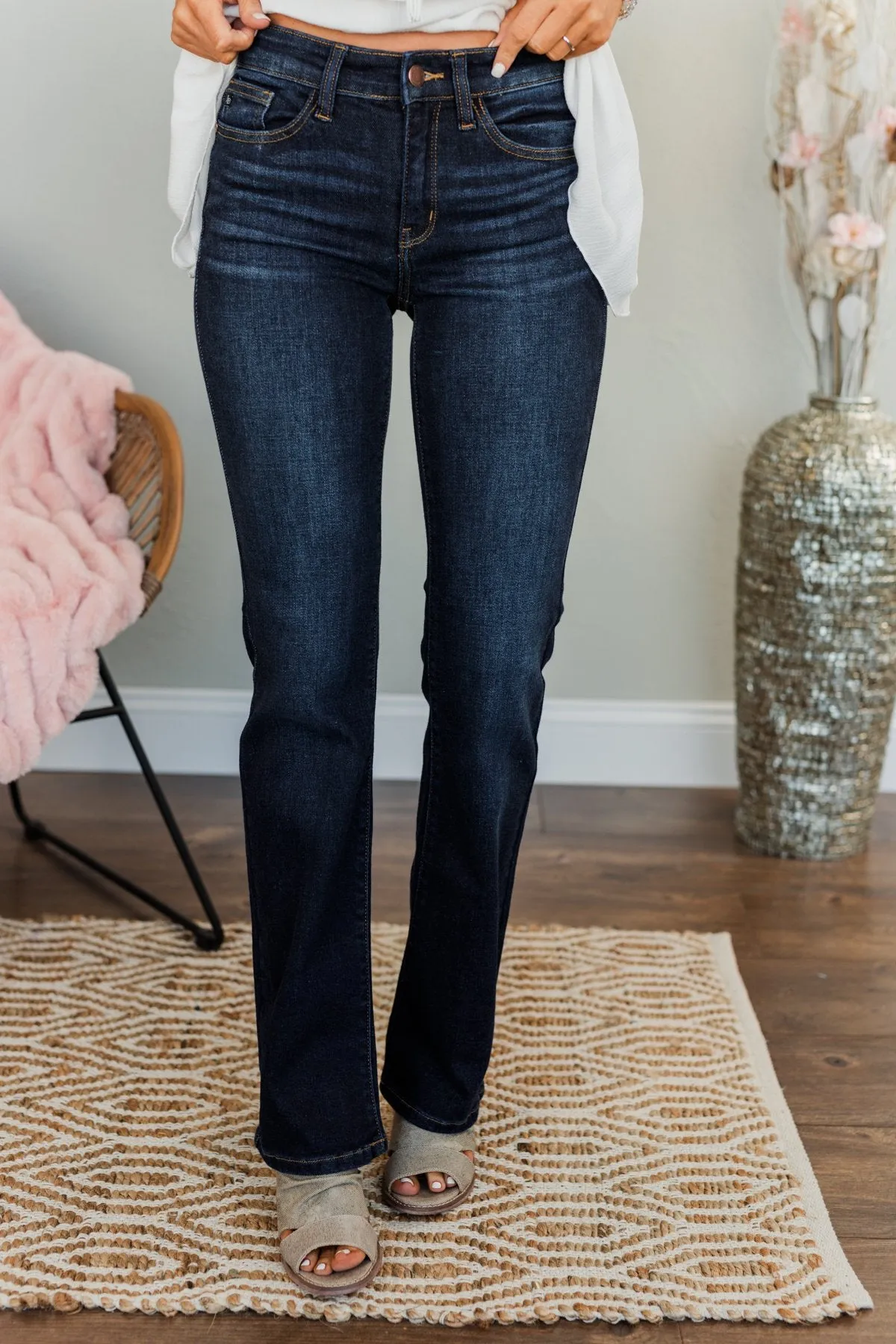 Judy Blue Mid-Rise Jeans- Lennon Wash