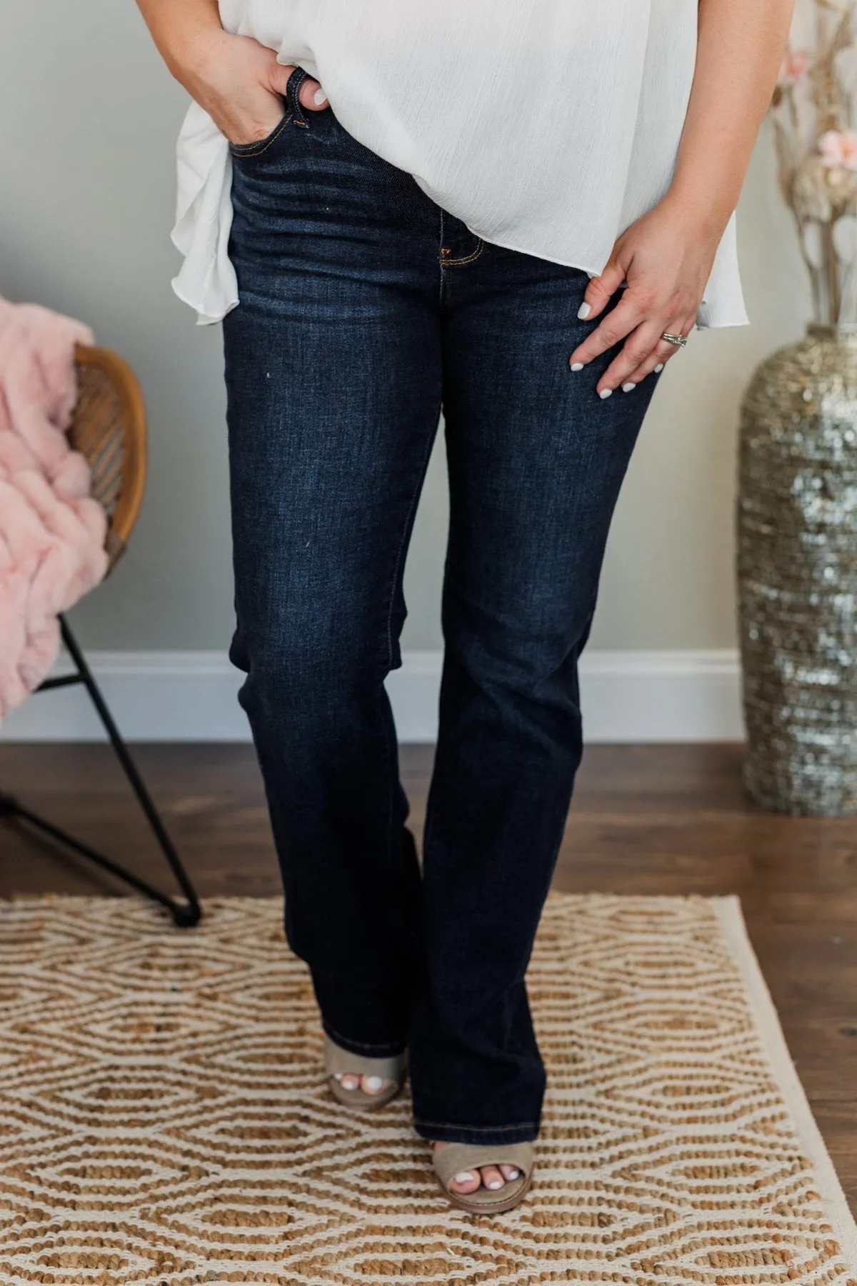 Judy Blue Mid-Rise Jeans- Lennon Wash