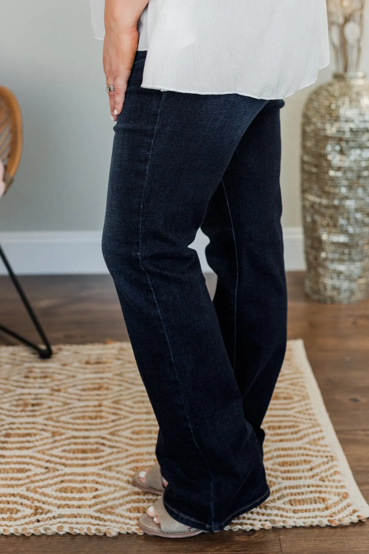 Judy Blue Mid-Rise Jeans- Lennon Wash