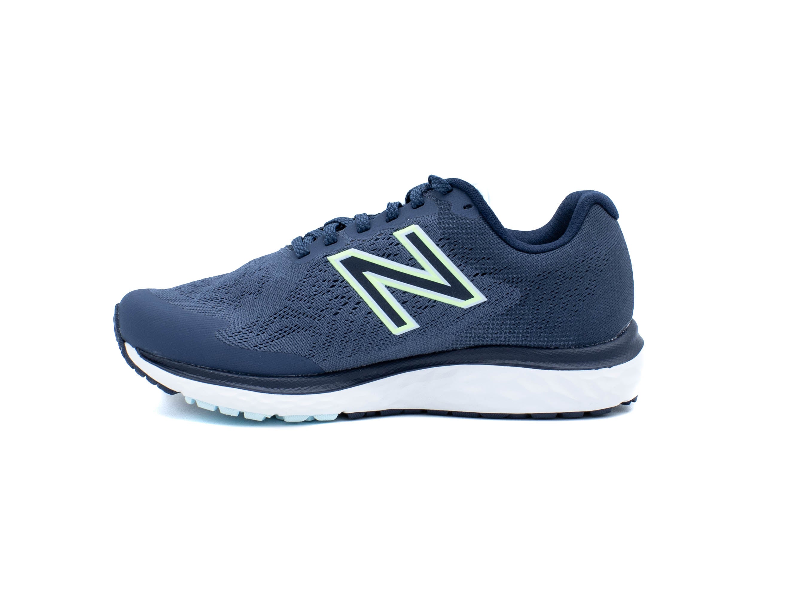 NEW BALANCE 680v7