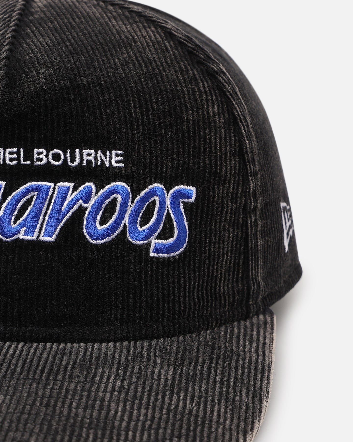 New Era North Melbourne Kangaroos 'Washed Corduroy' Pre-Curved Golfer Snapback Black/Kelly Green