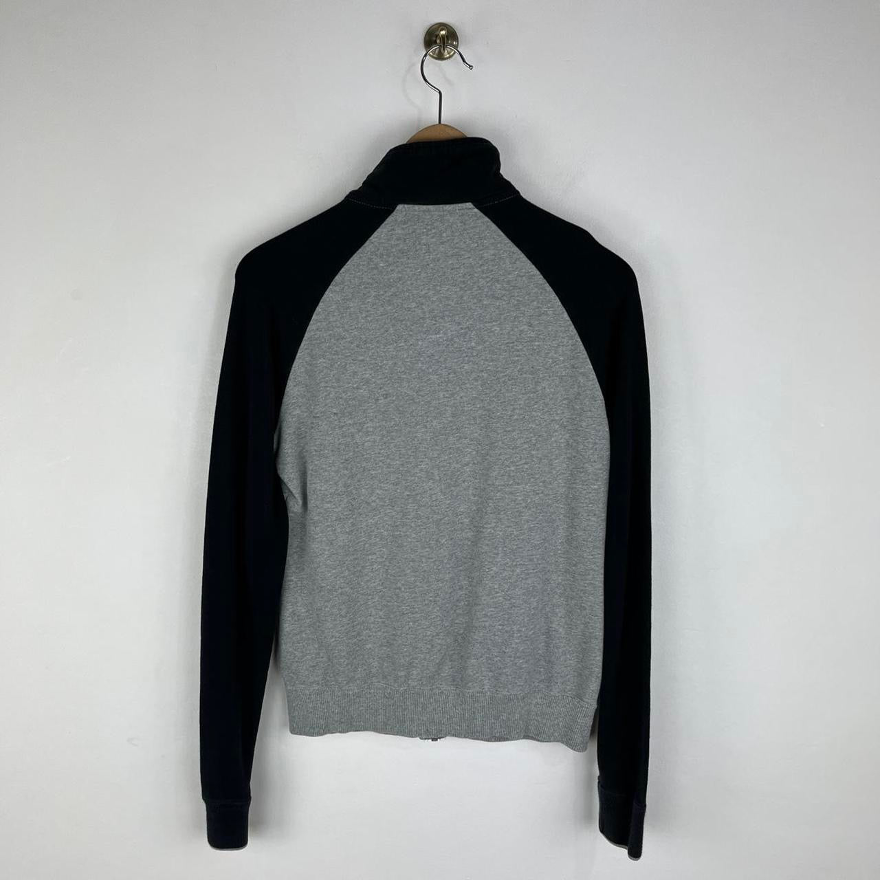 Vintage Nike Sweatshirt (Small Women’s)